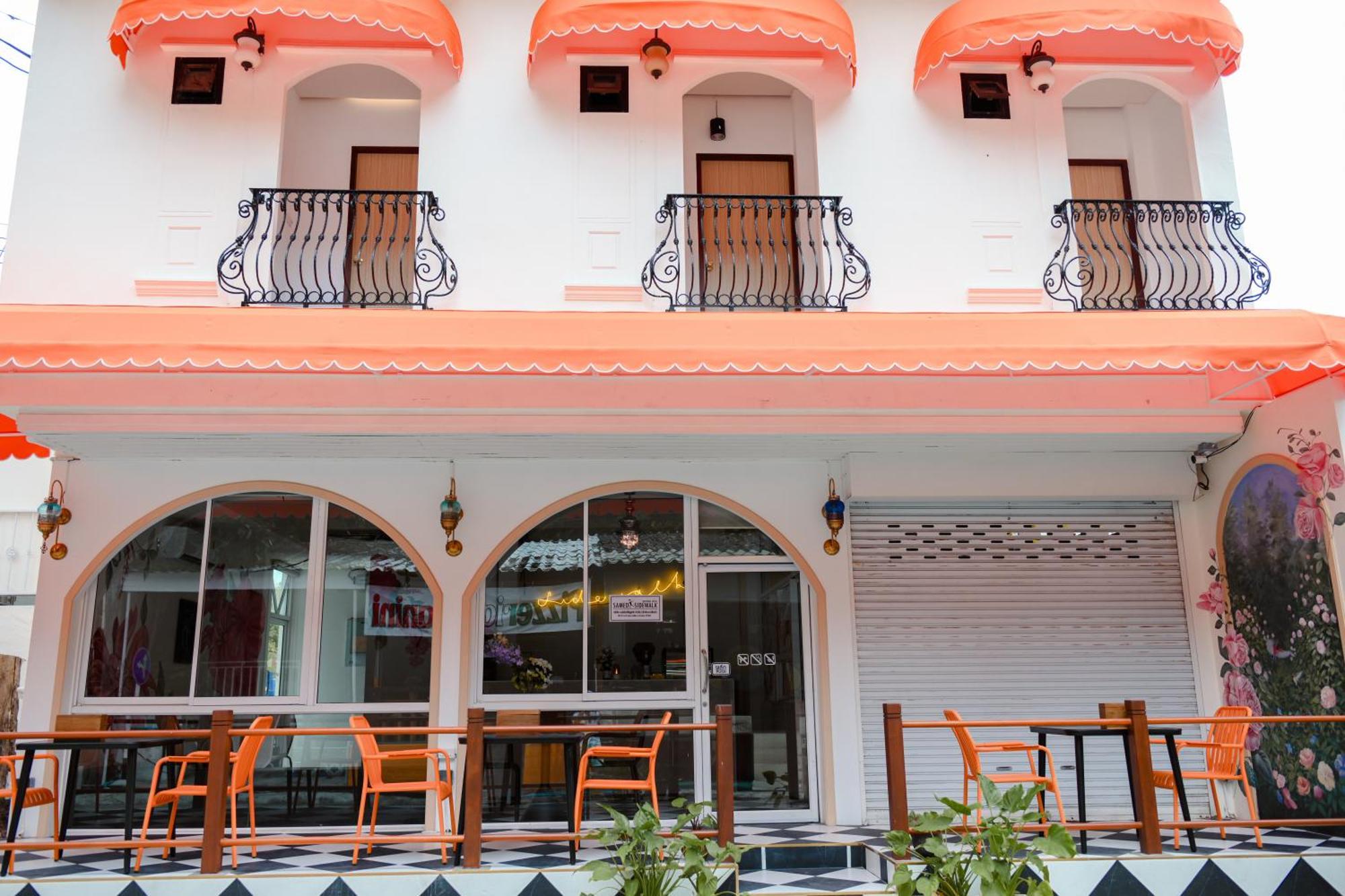 Sidewalk Boutique Hotel Koh Samet Buitenkant foto