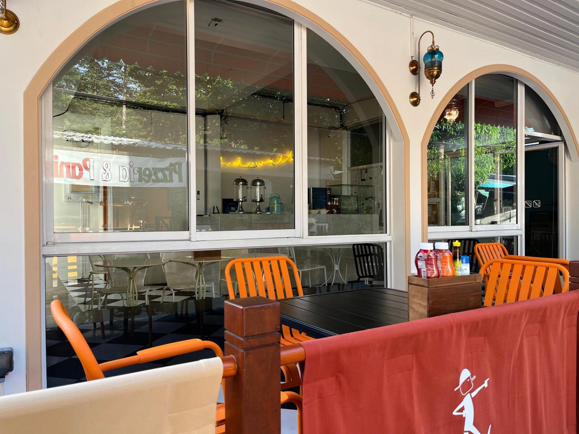 Sidewalk Boutique Hotel Koh Samet Buitenkant foto