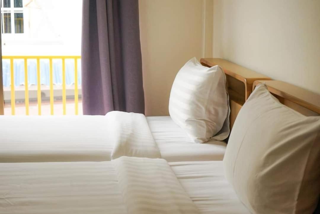 Sidewalk Boutique Hotel Koh Samet Buitenkant foto