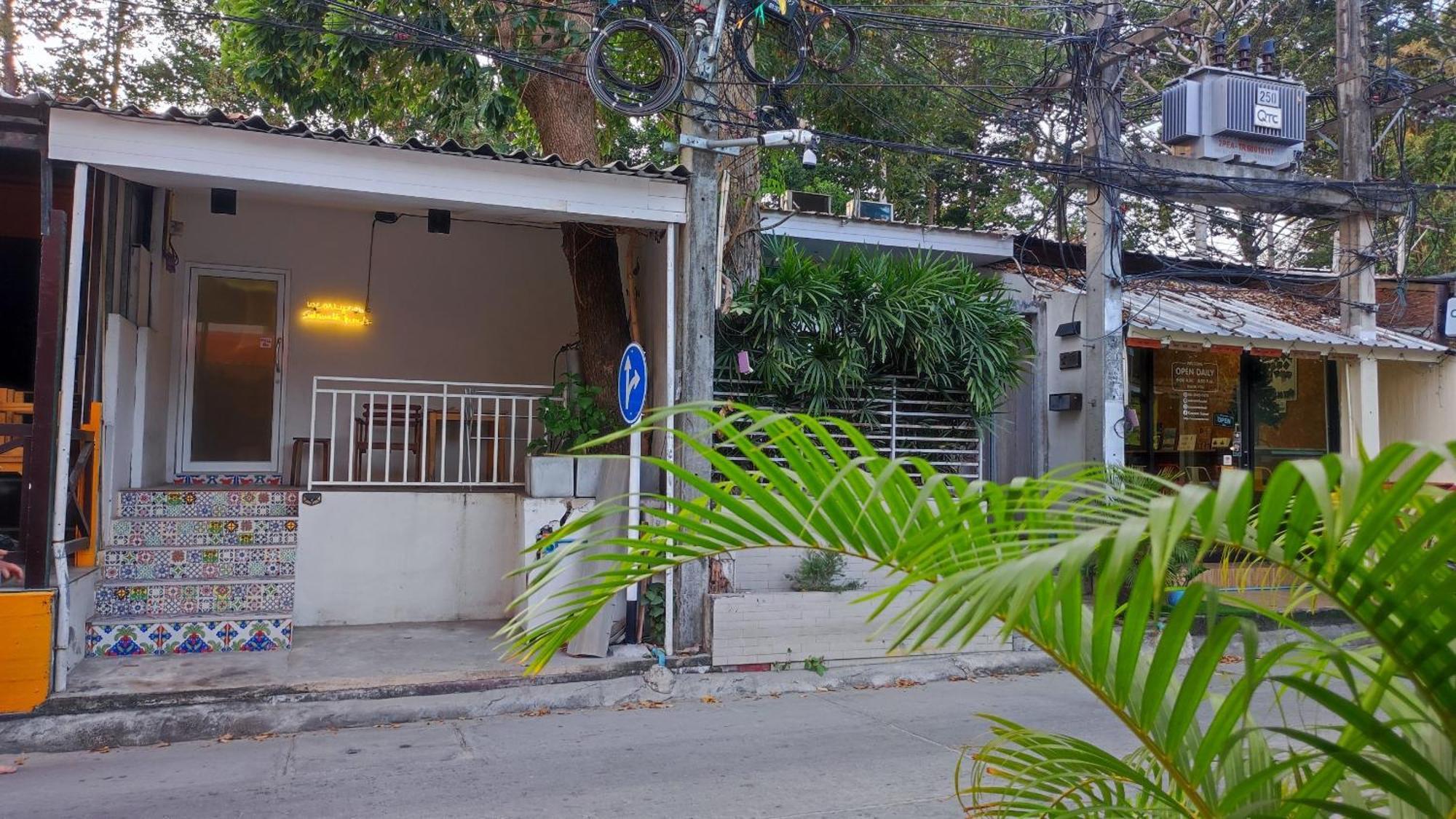 Sidewalk Boutique Hotel Koh Samet Buitenkant foto